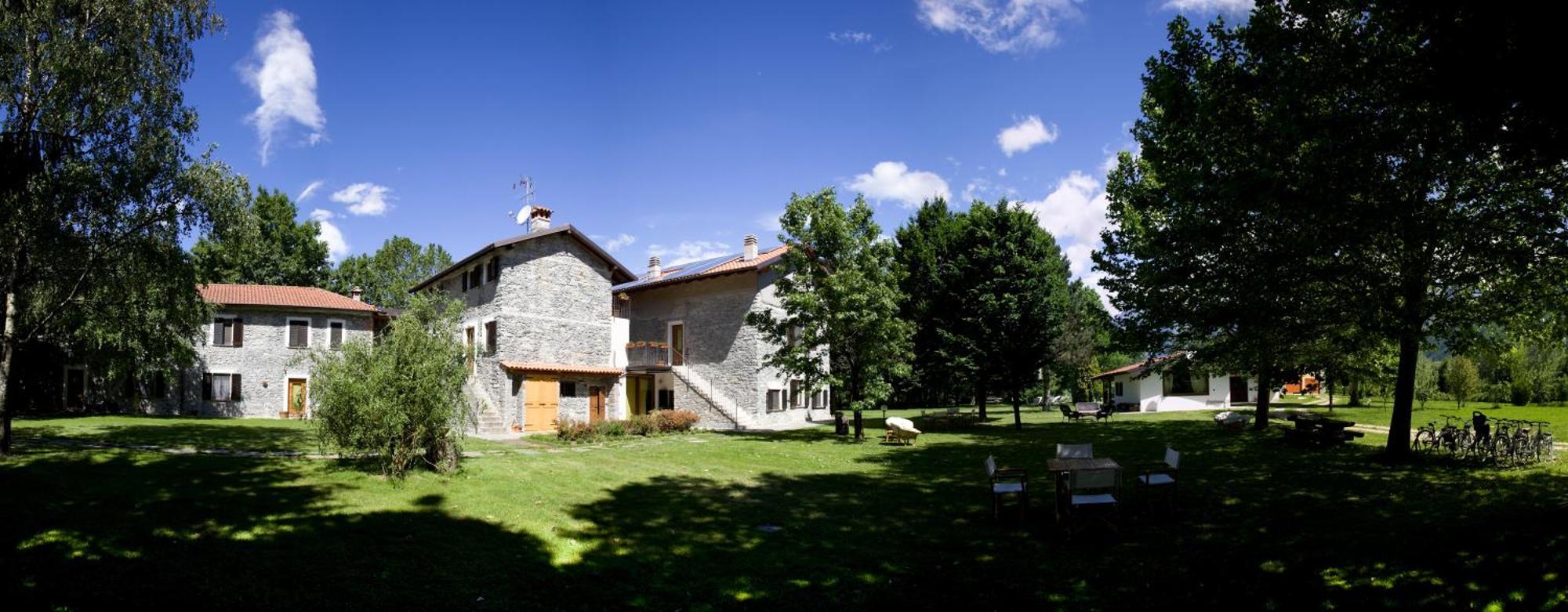 杰拉拉廖Cascina Borgofrancone公寓式酒店 外观 照片